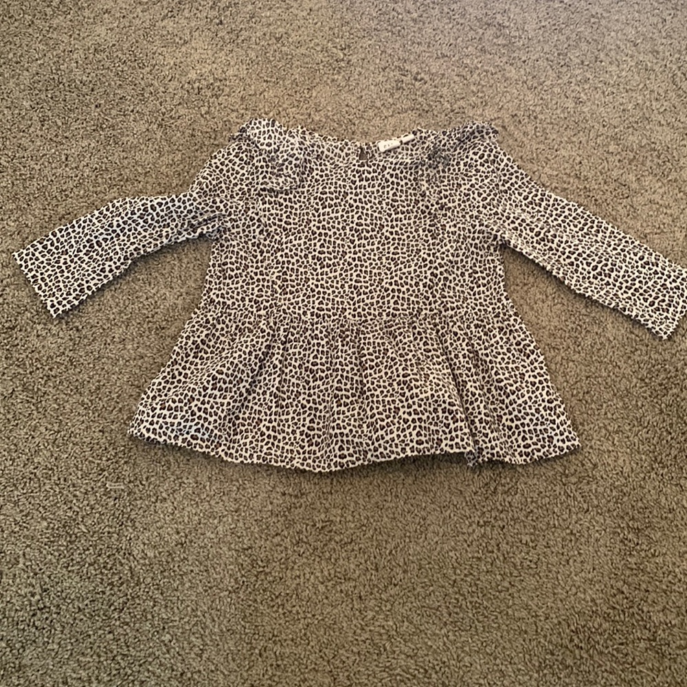 Gap kids size small cheetah print blouse